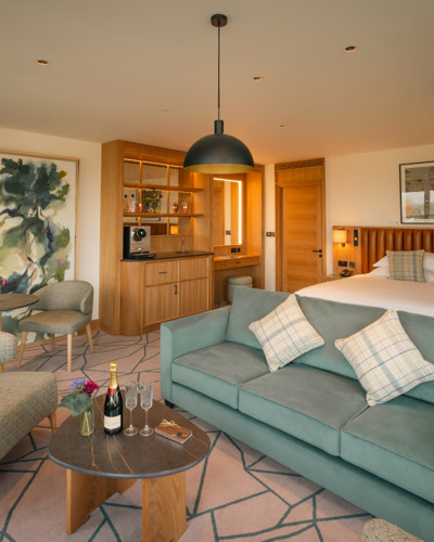 Luxury Kilkenny Suite - Hotel Suite with Sofa Area