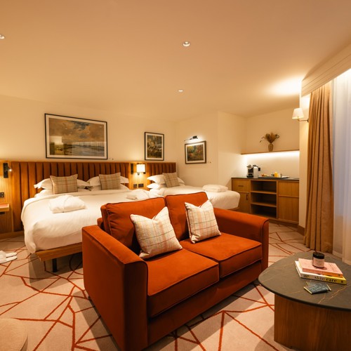 City View Suites Kilkenny - Family Hotel Room with Sofa